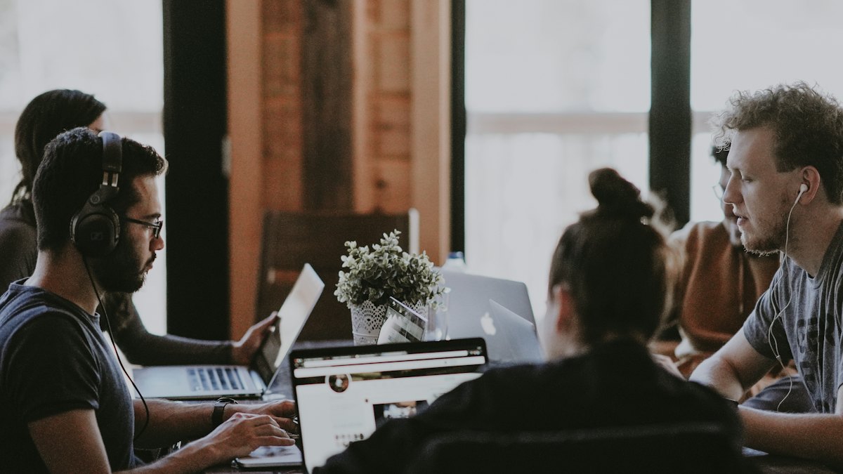 Startup ve KOBİ'ler için Kod İmzalama Stratejisi