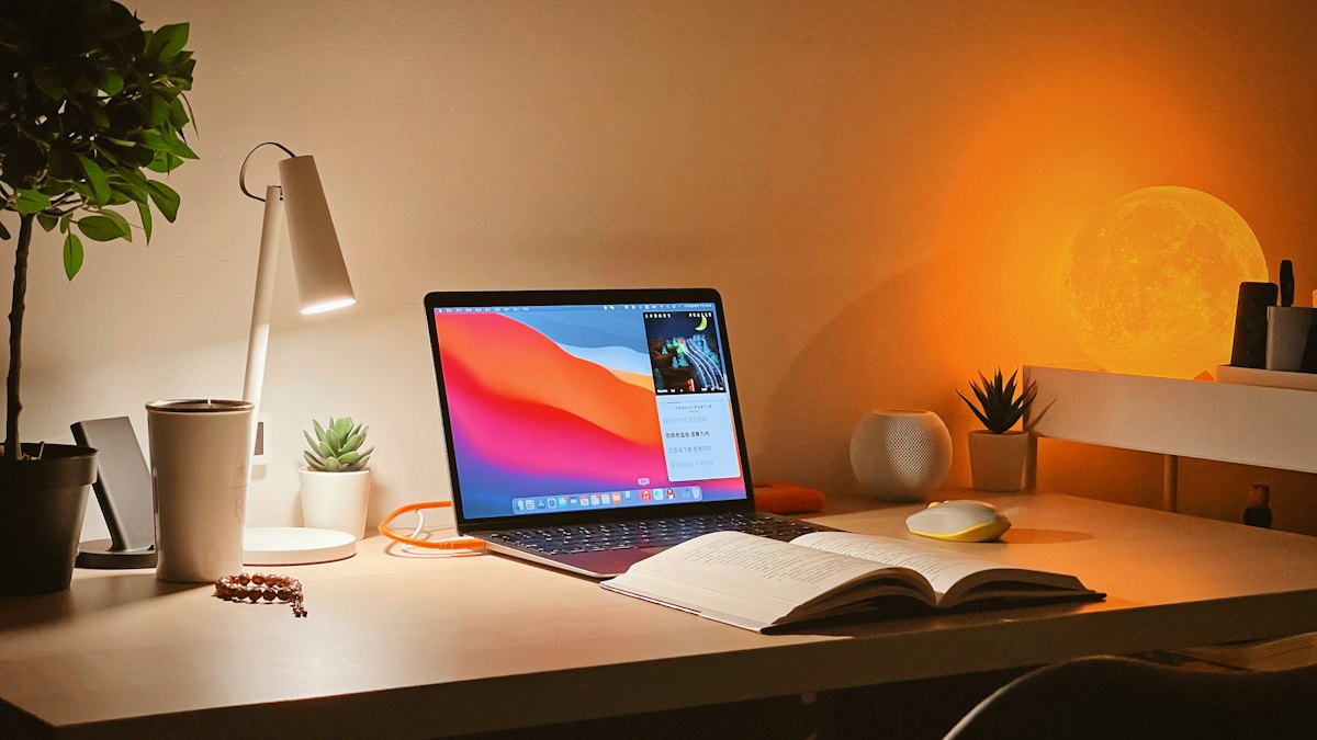 macOS yüklü MacBook ve "geliştirici doğrulanamadı" uyarısı